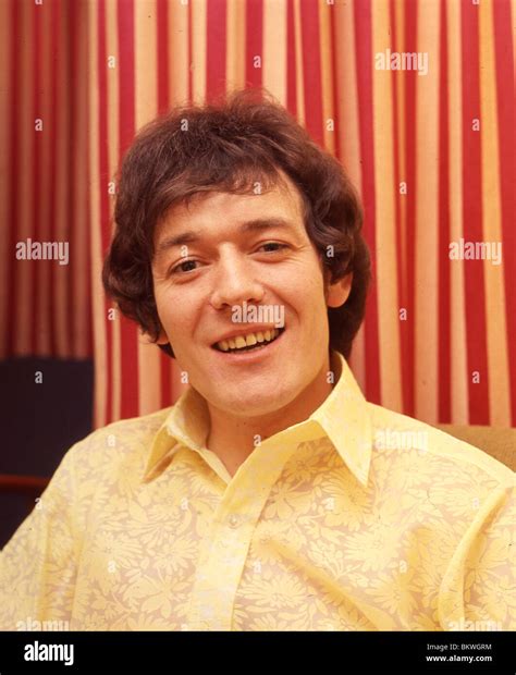 HOLLIES - singer Allan Clarke in 1967 Stock Photo - Alamy