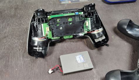 PS4 Controller Battery Replacement Guide: Save Your DualShock 4 From ...