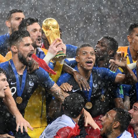 Coupe du Monde 2018 : le calendrier complet en heures françaises