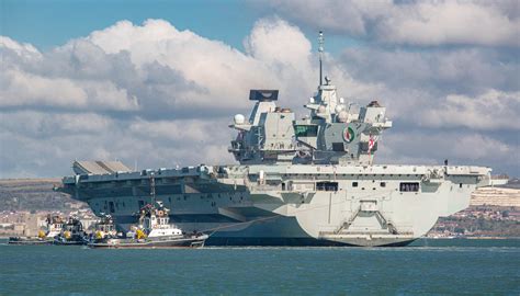 Royal Navy's HMS Queen Elizabeth: 8 great shots of the aircraft carrier returning home to ...