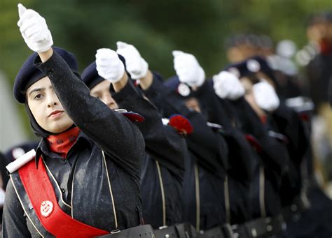 Female Police Officers in Pakistan