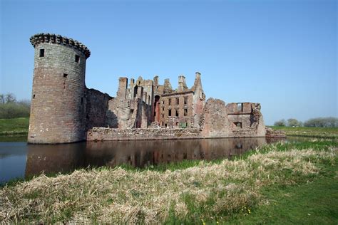 Caerlaverock Castle 4 Free Photo Download | FreeImages