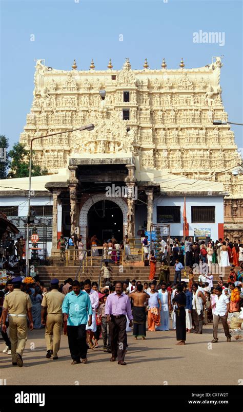 Golden temples trivandrum hi-res stock photography and images - Alamy