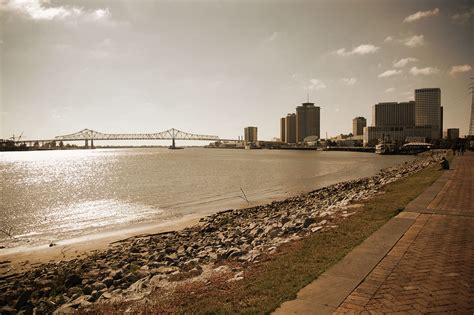 New Orleans Riverwalk | Britt Reints | Flickr