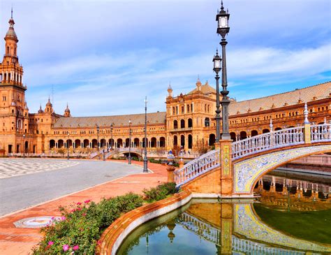 Guide To the Best Attractions and Landmarks in Seville Spain: 27 Best ...