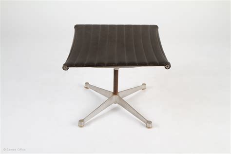 EAMES ALUMINUM GROUP LOUNGE CHAIR - Eames Office