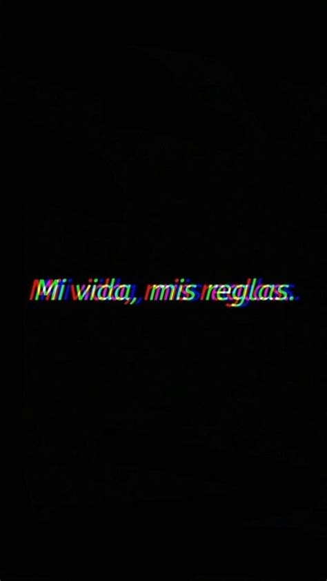 the word mi vidia, mis reggllas written in multicolored text