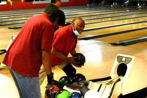 Thunder Lanes bowling alley in Pine Bluff in danger of closure ...