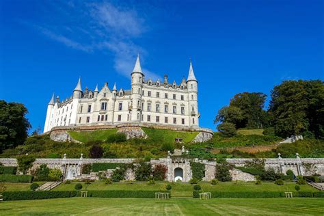 A Day at Dunrobin Castle - Barefeet in the Kitchen