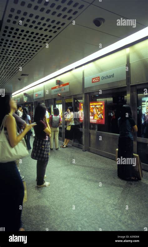 Singapore MRT station Stock Photo - Alamy