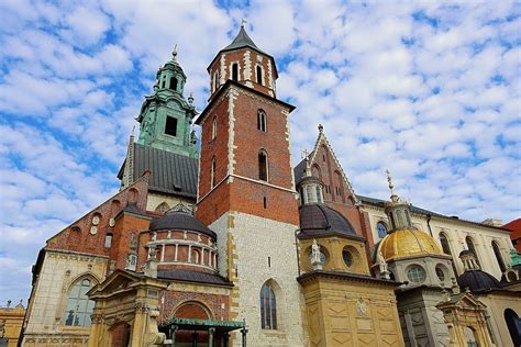 Wawel Cathedral in Krakow with Royal Tombs and Sigismund’s Bell