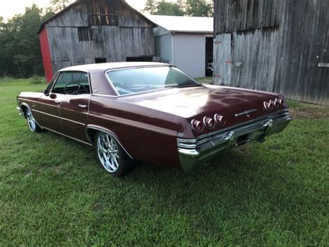 1965 CHEVROLET IMPALA 4-DOOR HARDTOP CAPRICE - Classic Chevrolet Impala 1965 for sale