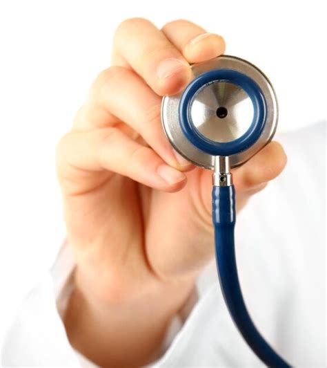 Premium Photo | Male doctor working with stethoscope