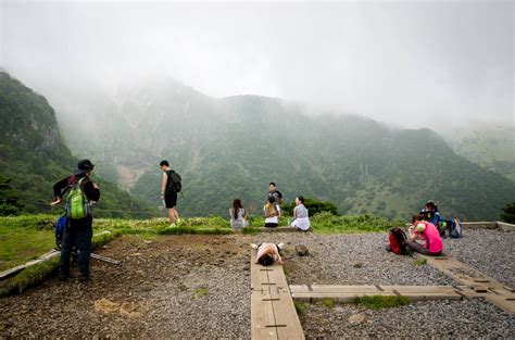 Hiking Mt Hallasan - Jeju Island, South Korea - Fork and Foot