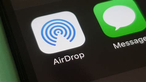 Apple’s AirDrop Vulnerability Can Leak User Details to Anyone in Proximity: Researchers ...