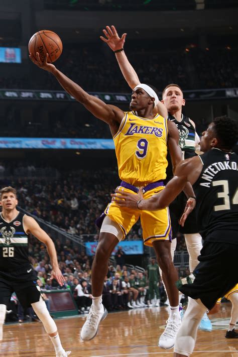 Photos: Lakers vs Bucks (12/19/2019) | Los Angeles Lakers | Los angeles lakers, Lakers, National ...