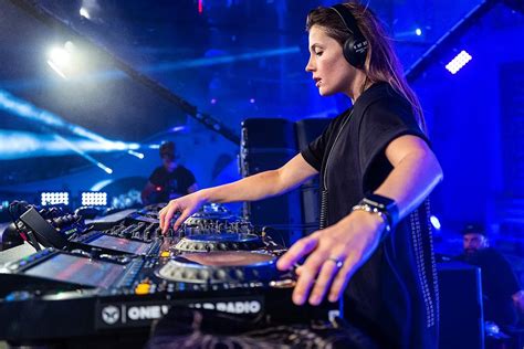 Good Morning Mix: Charlotte de Witte makes Tomorrowland history as ...