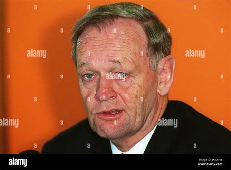 JEAN CHRETIEN PRIME MINISTER OF CANADA 21 June 1999 Stock Photo - Alamy