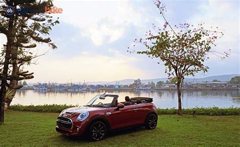 MINI Cooper Convertible Price in India, Images, Mileage, Features ...