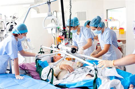 Hospital staff at work - Stock Image - C032/9927 - Science Photo Library