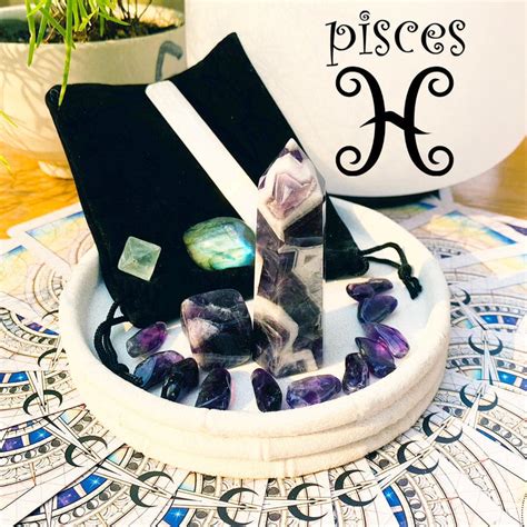 ♓ Pisces - February 19th - March 20th - Zodiac Crystal Fusion Set With – Spirit Magicka