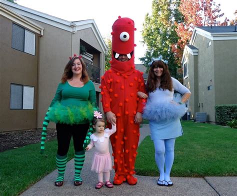 Yo Gabba Gabba Halloween costumes (With images) | Family halloween, Halloween costumes, Family ...