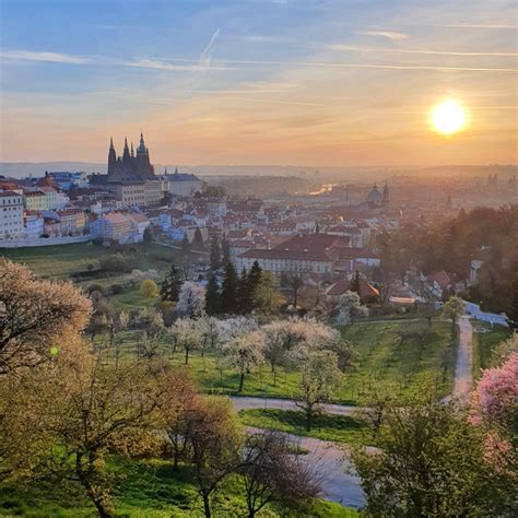 Prague Castle: 7 Hints For Your Stress-free Visit