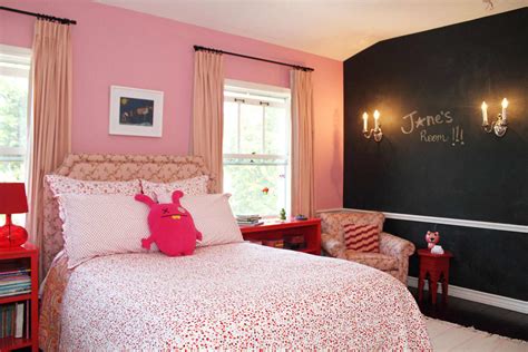 Jane’s Pink & Black Room | Apartment Therapy