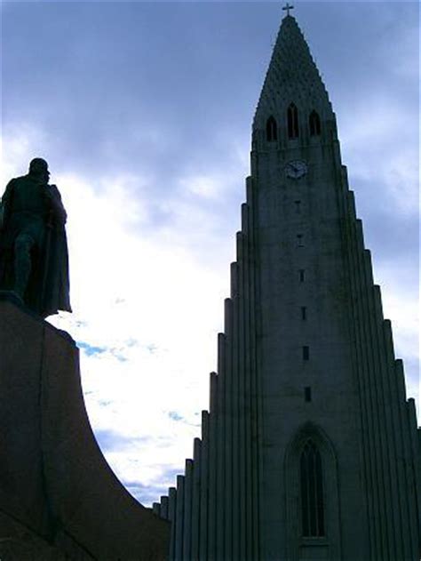 Leif Ericson Statue - Reykjavik