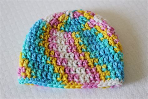 30 Minute Crochet Newborn Baby Beanie • Sewrella