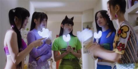 NewJeans Meets The Powerpuff Girls in Pre-Release MV