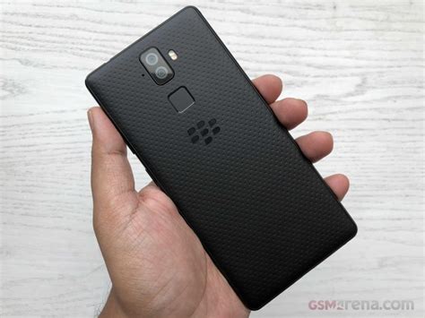 BlackBerry Evolve and Evolve X go official with massive batteries - GSMArena.com news