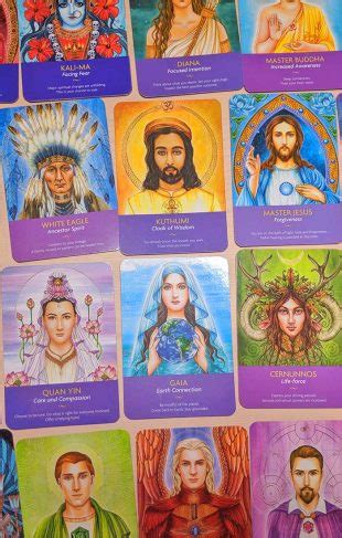 Keepers of the Light Oracle Cards Review for 2018 [With Images]