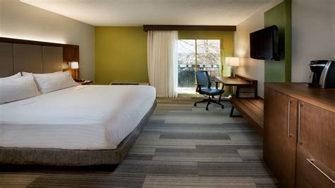 Holiday Inn Express Nashville Airport, an IHG Hotel Nashville, Tennessee, US - Reservations.com