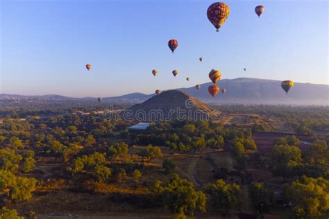 Sunrise on Hot Air Balloon Over the Teotihuacan Stock Photo - Image of ...