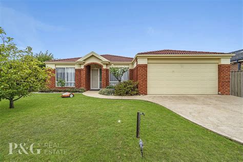 1 Auraria Close, Narre Warren South VIC 3805 | Domain