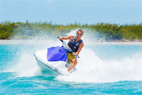 Visitbali - 10 List Of Exciting Water Sports In Tanjung Benoa. Dare To Try?