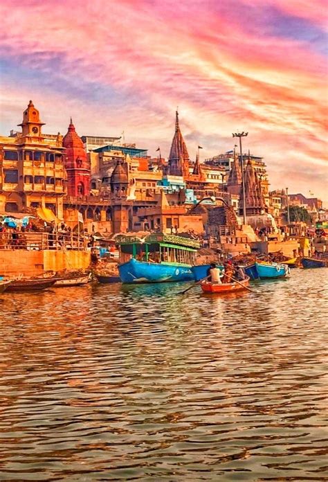 Dashashwamedh Ghat is the main ghat in Varanasi, India | Varanasi photography beautiful ...