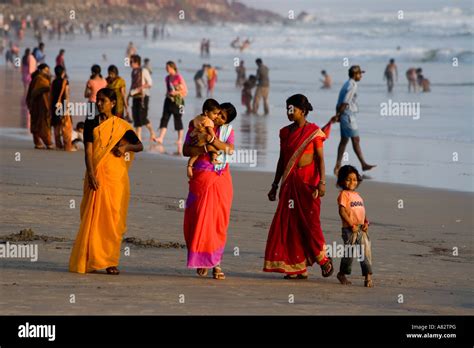 Varkala beach India Kerala Stock Photo - Alamy