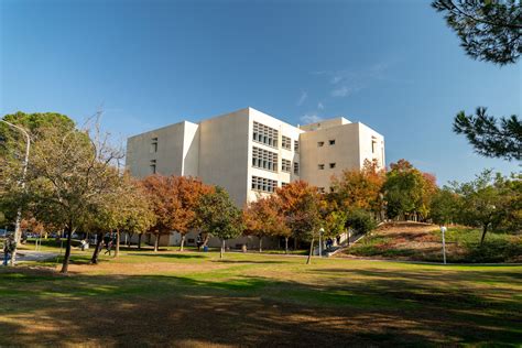 Cal State Bakersfield: Acceptance Rate, SAT/ACT Scores, GPA