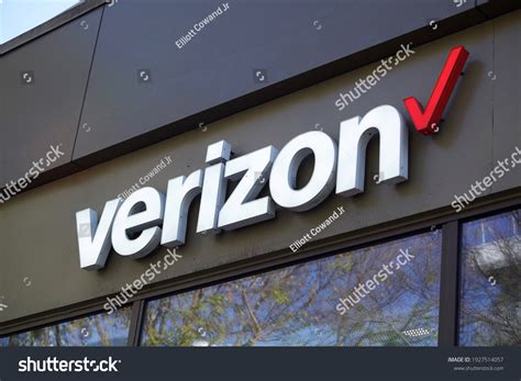 461 Verizon Sign Images, Stock Photos & Vectors | Shutterstock