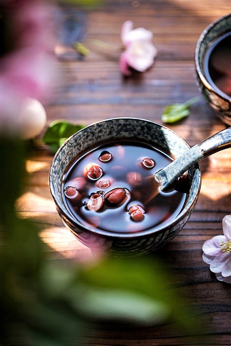 Laba Festival: What other traditions are there besides eating congee? - CGTN