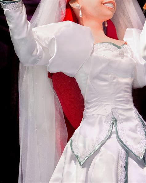 First Look at the Royal Wedding Dress – Ariel’s, That Is | Disney Parks Blog