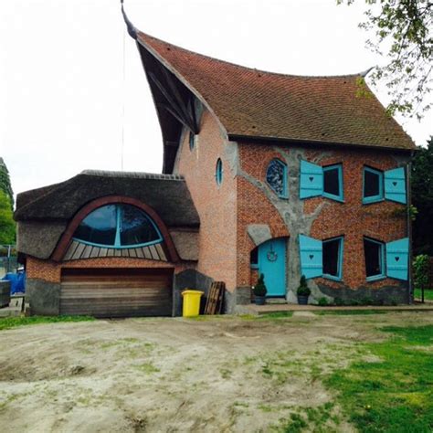 Belgian Guy Documents Ugly Houses He Sees And They’re So Bad, It’s Hilarious (30 Pics) | Bored Panda