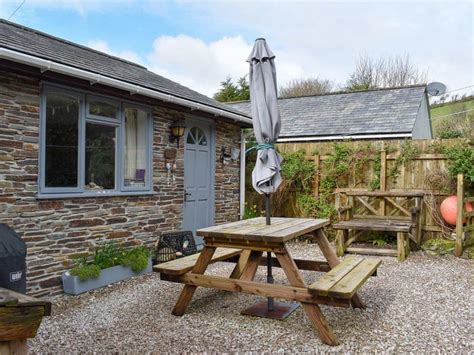 Talland Beach Cottages - Garden Cottage in Talland Bay, near West Looe ...