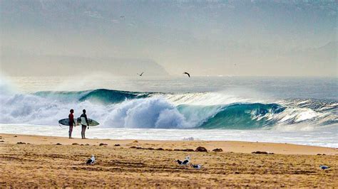 A Tale of 2 Surfers - Pickup Korea