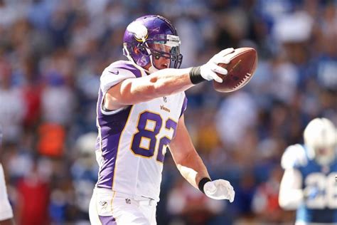 Kyle Rudolph - touchdown!! 2012 | Best football team, Nfl season, Purple pride