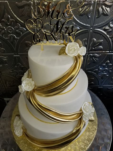 Modern gold and white Wedding cake W194 – Circo's Pastry Shop