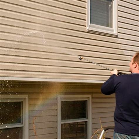 8 Best Vinyl Siding Cleaners | The Family Handyman