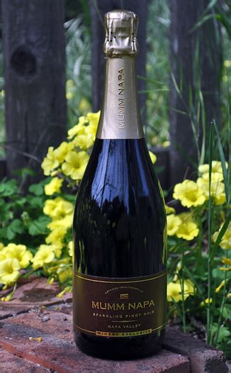 Mumm Napa Valley Sparkling Pinot Noir | The Wine Spies